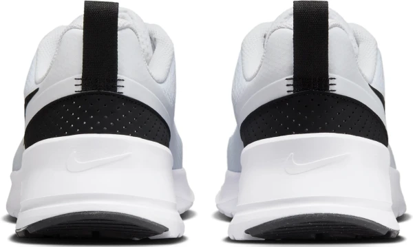 Кроссовки Nike AIR MAX NUAXIS бело-черные FD4329-101