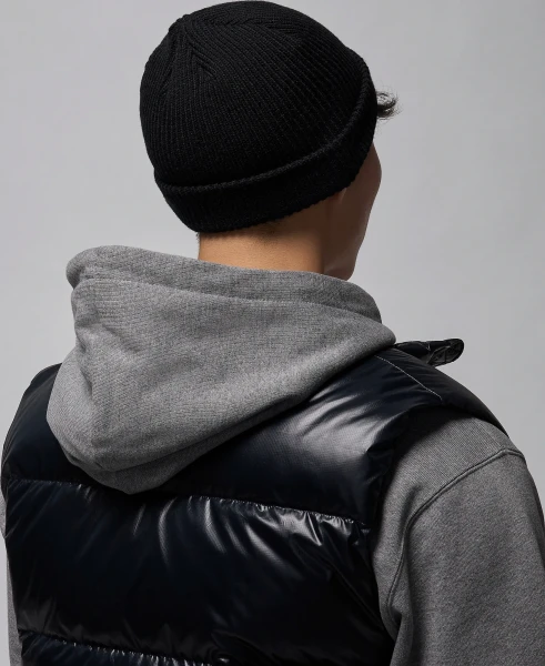 Шапка Nike TERRA BEANIE чорна FZ2055-010