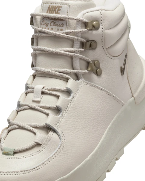 Ботинки женские Nike CITY CLASSIC PREMIUM WATERPROOF BOOT кремовые FZ8629-100