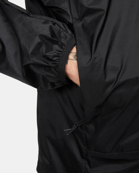 Вітровка Nike ACG CINDER CONE чорна DB0978-015