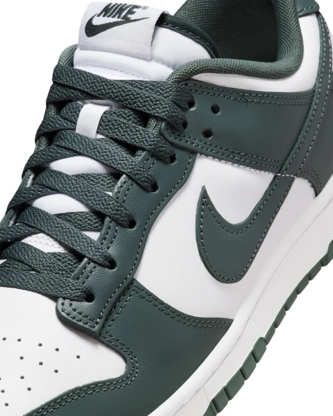 Кроссовки Nike DUNK LOW RETRO темно-зелено-белые DV0833-111