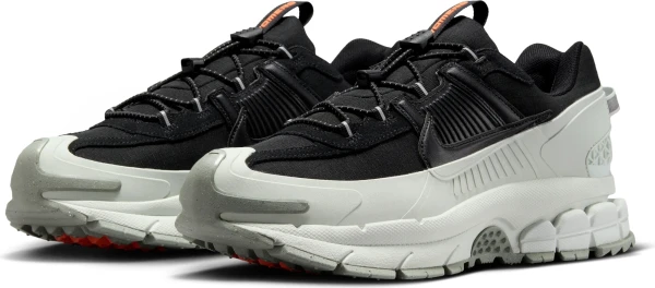 Кросівки Nike ZOOM VOMERO ROAM WINTERIZED чорно-сірі FV2295-001