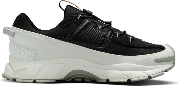 Кросівки Nike ZOOM VOMERO ROAM WINTERIZED чорно-сірі FV2295-001