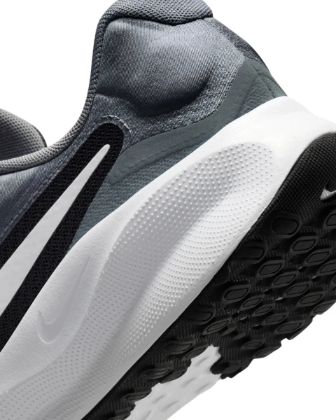 Кросівки бігові Nike REVOLUTION 7 антрацитово-сірі FB2207-007