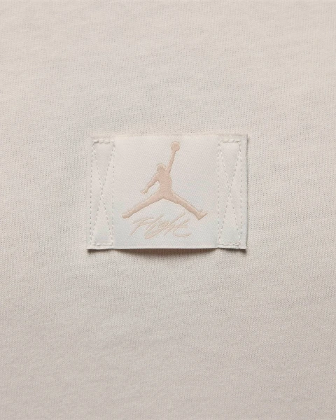 Футболка Nike JORDAN FLIGHT ESSENTIALS 85 молочная FZ1912-133