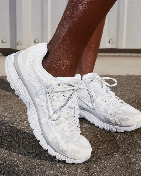 Кроссовки женские Nike P-6000 молочно-серые FV6603-101