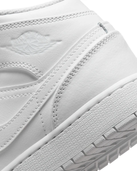 Кроссовки подростковые Nike AIR JORDAN 1 MID (GS) белые 554725-136