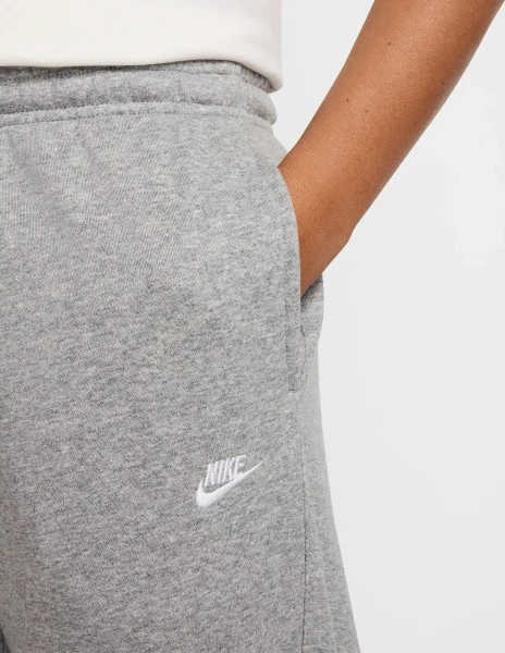 Спортивные штаны Nike CLUB FRENCH TERRY JOGGERS серые FN3801-063