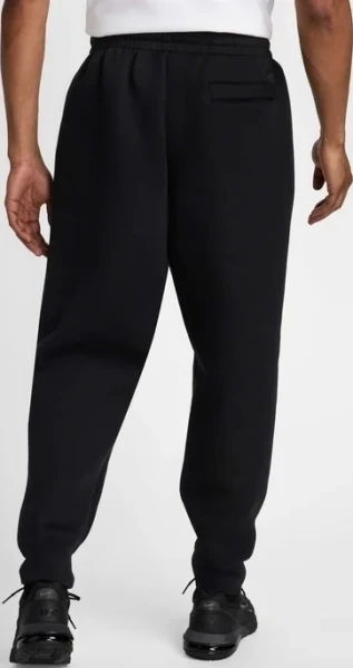 Спортивні штани Nike TECH FLEECE PANTS чорні FZ7593-010 спортивні штани Nike TECH FLEECE PANTS чорні FZ7593-010