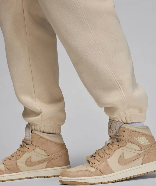 Спортивні штани жіночі Nike JORDAN BROOKLYN FLEECE PANTS 24 бежеві FV7077-203