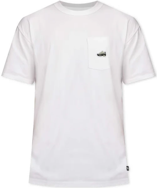Футболка Nike MAX90 SNEAKER PATCH POCKET белая HJ0574-100