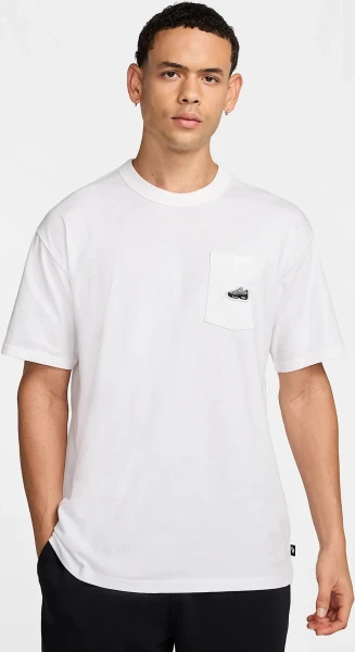 Футболка Nike MAX90 SNEAKER PATCH POCKET белая HJ0574-100