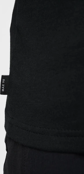 Футболка Nike MAX90 SNEAKER PATCH POCKET чорна HJ0574-010