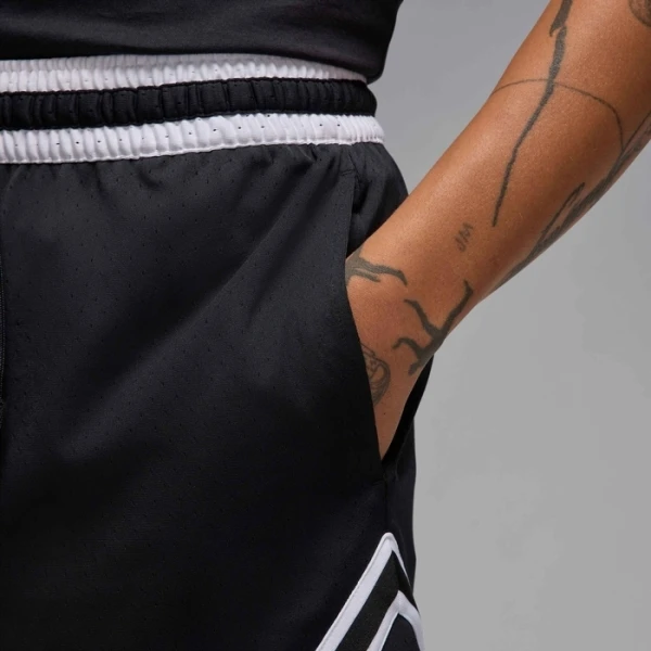 Шорти баскетбольні Nike JORDAN DRI-FIT MESH DIAMOND SHORTS чорні HF9910-010