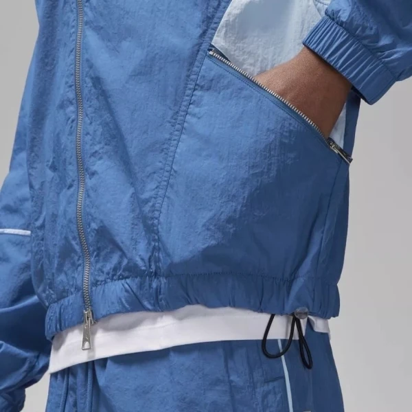 Толстовка Nike JORDAN ESSENTIALS STATEMENT WARMUP JACKET синьо-блакитна DV7624-485