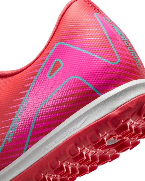 Сороконожки (шиповки) Nike MERCURIAL ZOOM VAPOR 16 ACADEMY TF красно-розово-бирюзовые FQ8449-800