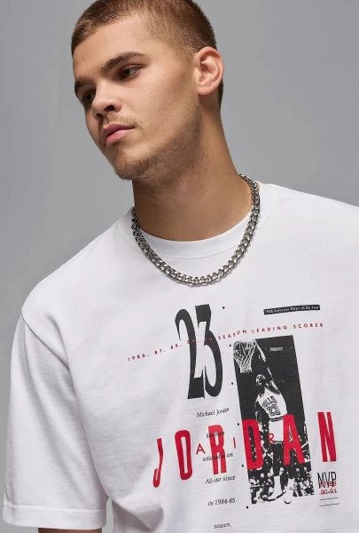 Футболка Nike JORDAN REISSUE GX SS CREW белая HJ2356-100