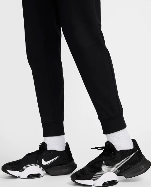 Спортивні штани Nike PRIMARY DRI-FIT UV VERSATILE JOGGERS чорні FZ0975-010