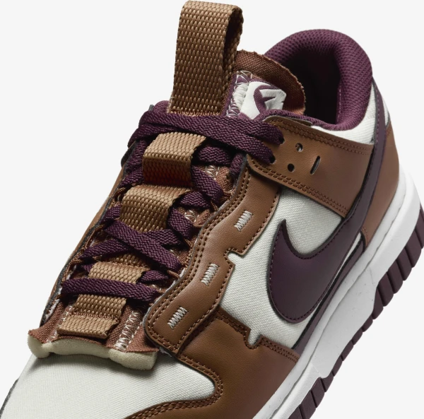 Кроссовки Nike DUNK LOW JUMBO коричнево-темно-фиолетово-белые FQ8248-200
