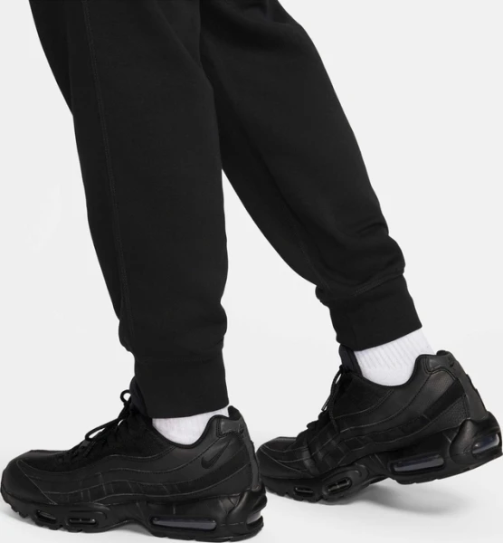 Спортивні штани Nike CLUB BB JOGGER CHNL FUTURA чорні FN3094-010