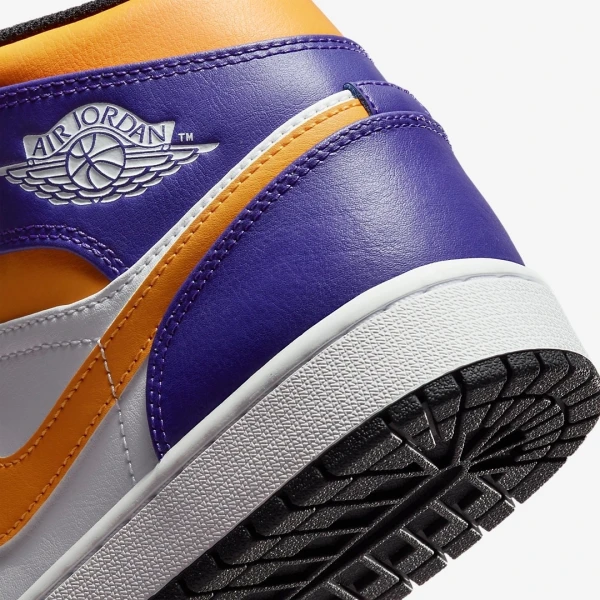 Кросівки Nike AIR JORDAN 1 MID фіолетово-оранжево-білі DQ8426-517