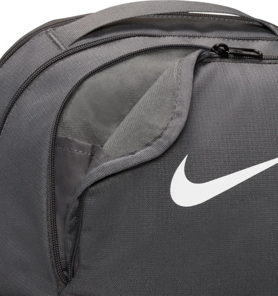 Рюкзак Nike BRASILIA 9.5 TRAINING BACKPACK M 24L темно-сірий DH7709-068