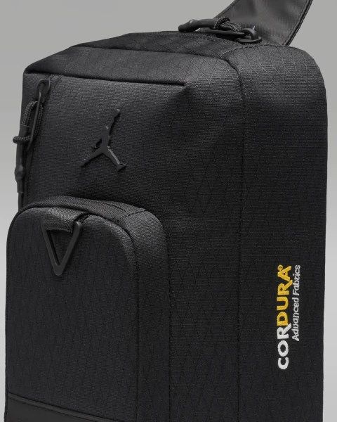 Сумка через плече Nike JORDAN COLLECTORS CROSSBODY BAG чорна MA0957-023