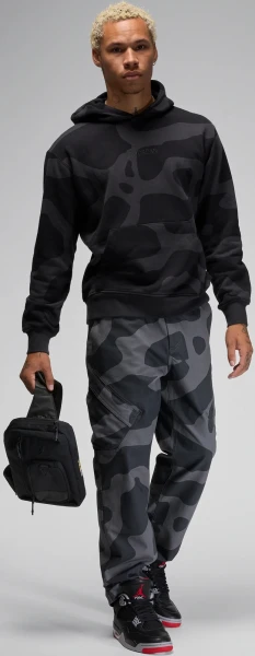 Сумка через плече Nike JORDAN COLLECTORS CROSSBODY BAG чорна MA0957-023