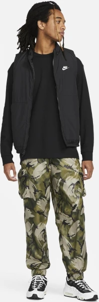 Жилетка Nike THERMA-FIT CLUB черная DX0676-010