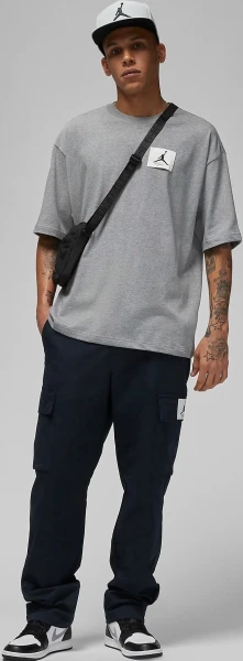 Футболка Nike JORDAN FLIGHT ESSENTIALS OVERSIZED сіра DZ7313-091