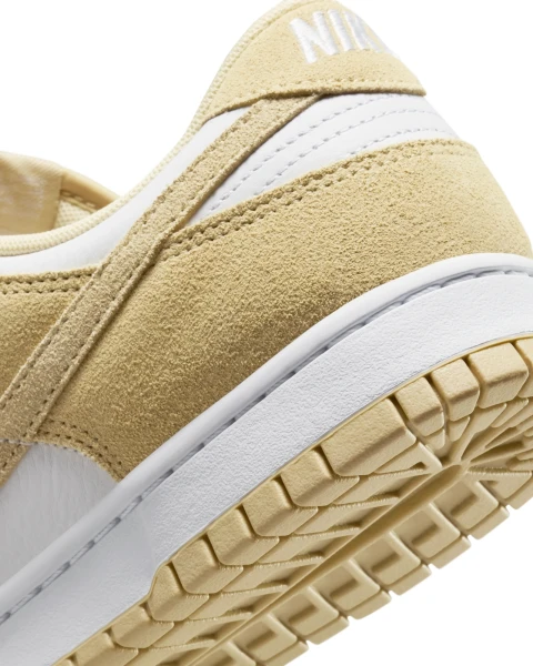 Кросівки Nike DUNK LOW RETRO SE біло-жовті FQ8249-102