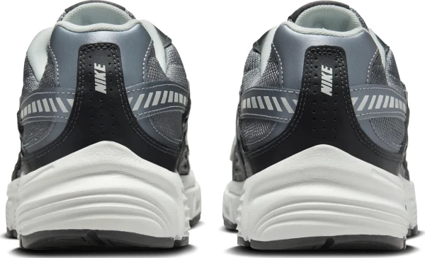 Кроссовки Nike INITIATOR темно-серо-черно-светло-серые IB3083-001