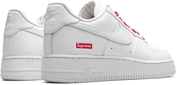 Кроссовки Nike SUPREME X AIR FORCE 1 белые CU9225-100