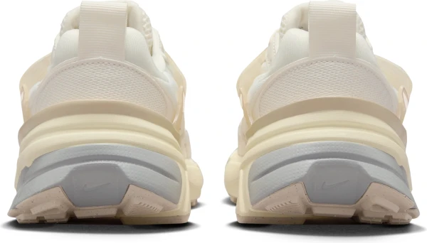 Кросівки Nike V2K RUN бежево-сірі HQ1512-110