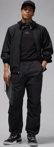 Спортивные штаны Nike JORDAN ESSENTIALS WOVEN PANTS черные FV7306-010