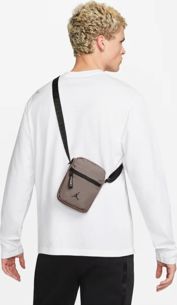 Сумка через плече Nike AIRBORNE FESTIVAL BAG сіра 9A0631-G5O