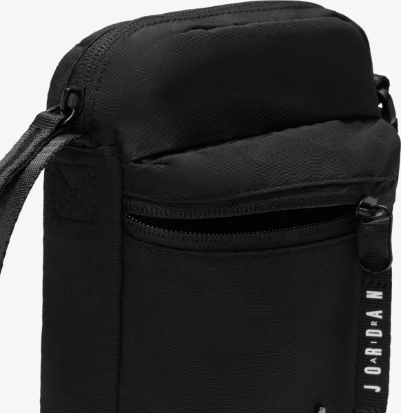 Сумка через плечо Nike AIRBORNE FESTIVAL BAG черная 9A0631-023