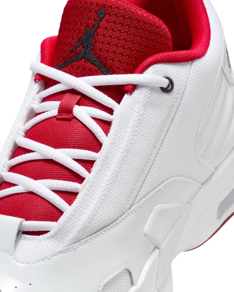 Кросівки Nike JORDAN MAX AURA 6 біло-червоні FQ8298-106