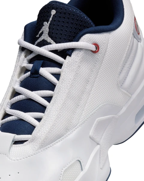 Кросівки Nike JORDAN MAX AURA 6 біло-темно-синьо-червоні FQ8298-100