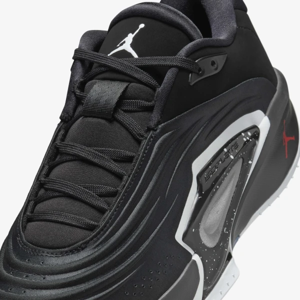 Кросівки баскетбольні Nike JORDAN LUKA 3 чорно-білі FQ1284-001