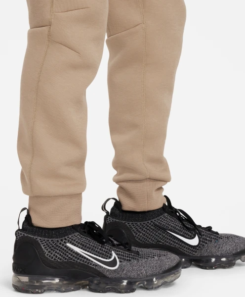 Спортивні штани підліткові Nike TECH FLEECE бежеві FD3287-247