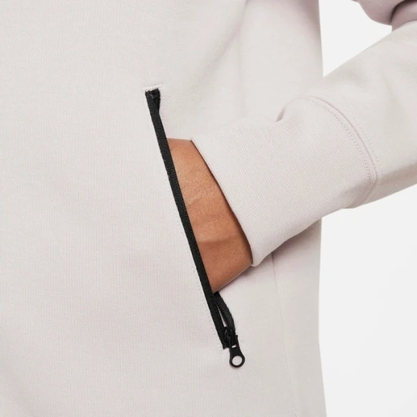 Толстовка подростковая Nike TECH FLEECE светло-сиреневая FD2979-019