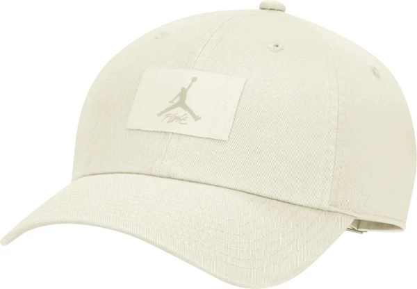Кепка Nike JORDAN CLUB CAP ADJUSTABLE HAT PATCH молочная FD5181-133