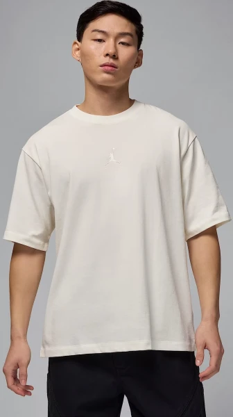 Футболка Nike JORDAN FLIGHT ESSENTIALS OVERSIZED молочная IB7345-133