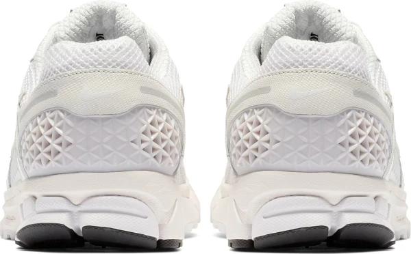 Кроссовки Nike ZOOM VOMERO 5 белые BV1358-001