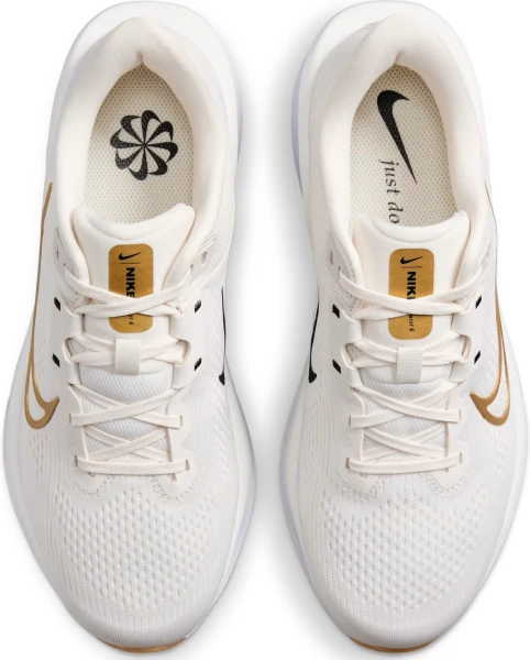 Кросівки бігові жіночі Nike QUEST 6 кремово-золоті FD6034-003