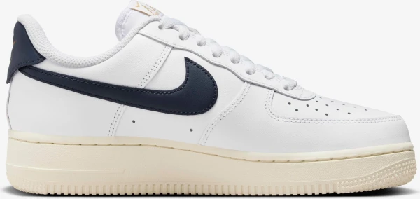 Кросівки жіночі Nike AIR FORCE 1 '07 FLYEASE біло-темно-синьо-золоті HJ9122-100