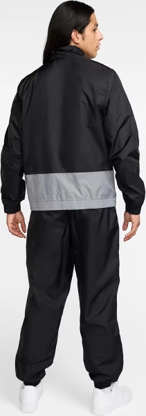 Спортивный костюм Nike CLUB WOVEN TRACKSUIT черно-серый HJ1985-010