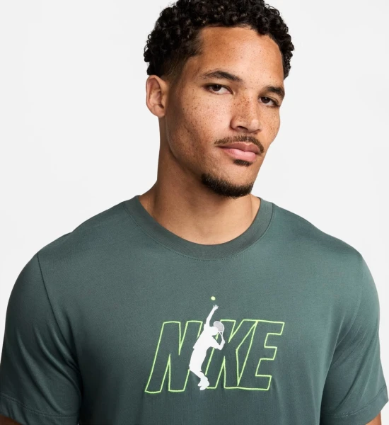 Футболка Nike COURT DRI-FIT TENNIS темно-зеленая FV8434-338