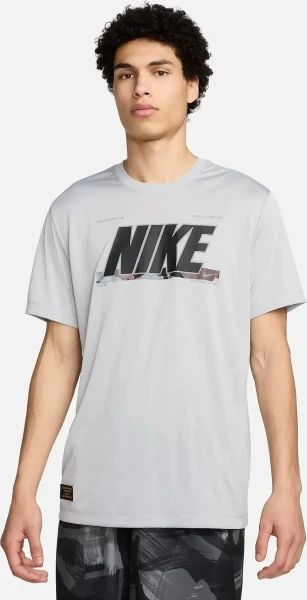 Футболка Nike DRI-FIT TEE RLGD CAMO GFX серая FV8370-077